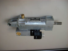 Load image into Gallery viewer, Solenoid Valve and Air Jack for HEIDELBERG QM46 / PM46 P#: A1.184.0010
